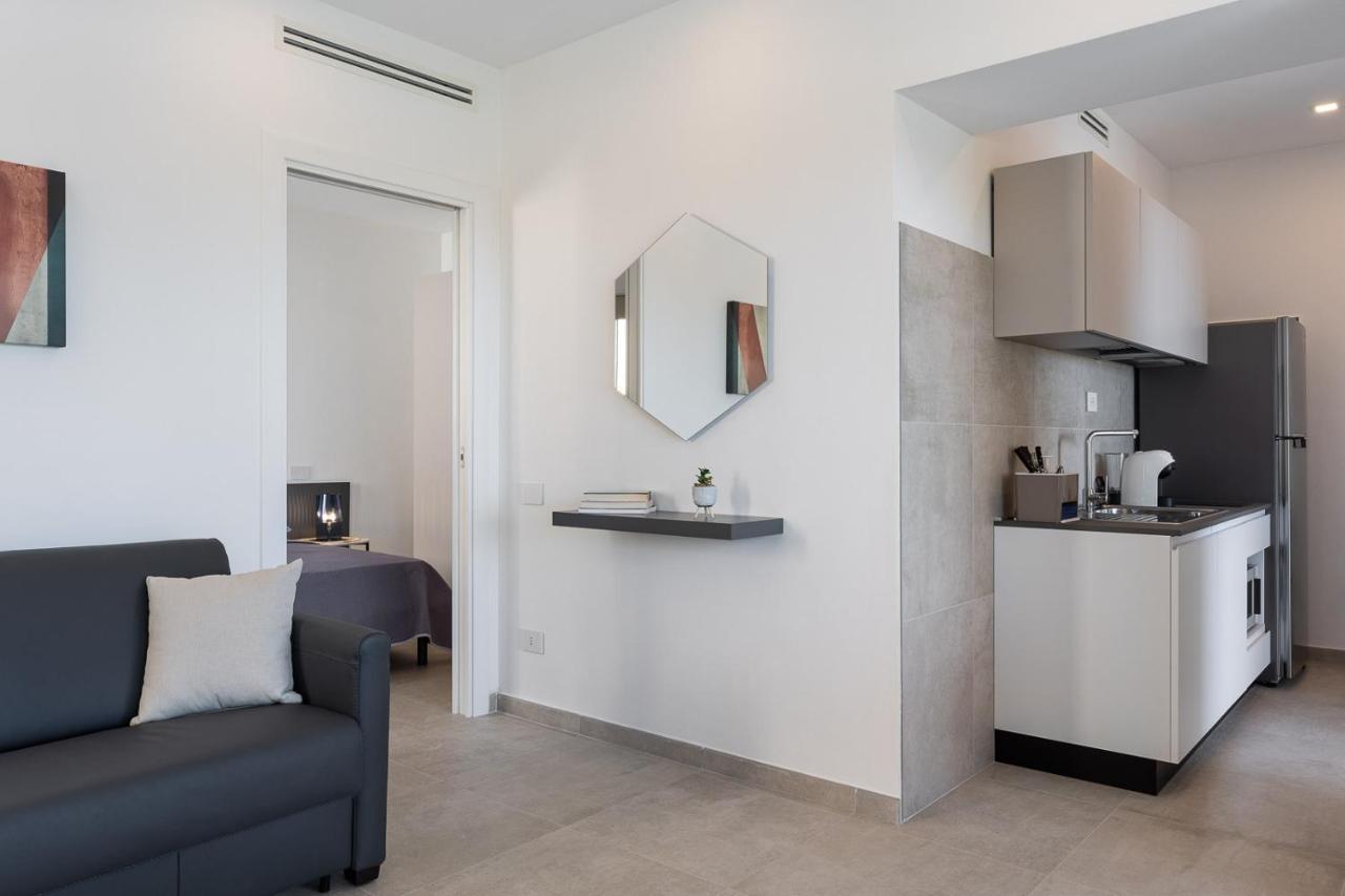 Oneweek Gaeta Suites And Apartments Eksteriør billede