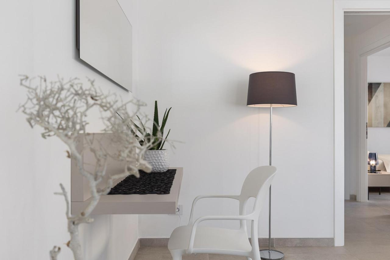 Oneweek Gaeta Suites And Apartments Eksteriør billede