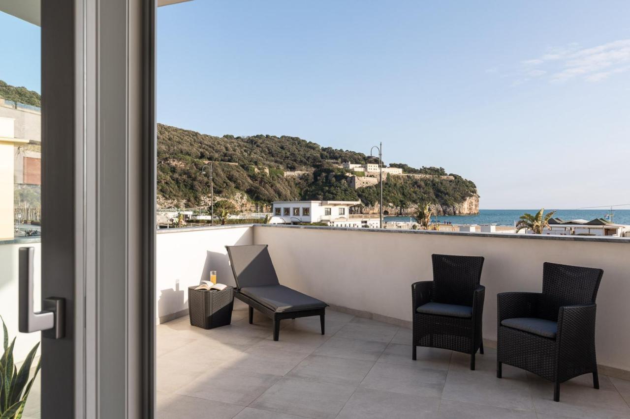 Oneweek Gaeta Suites And Apartments Eksteriør billede