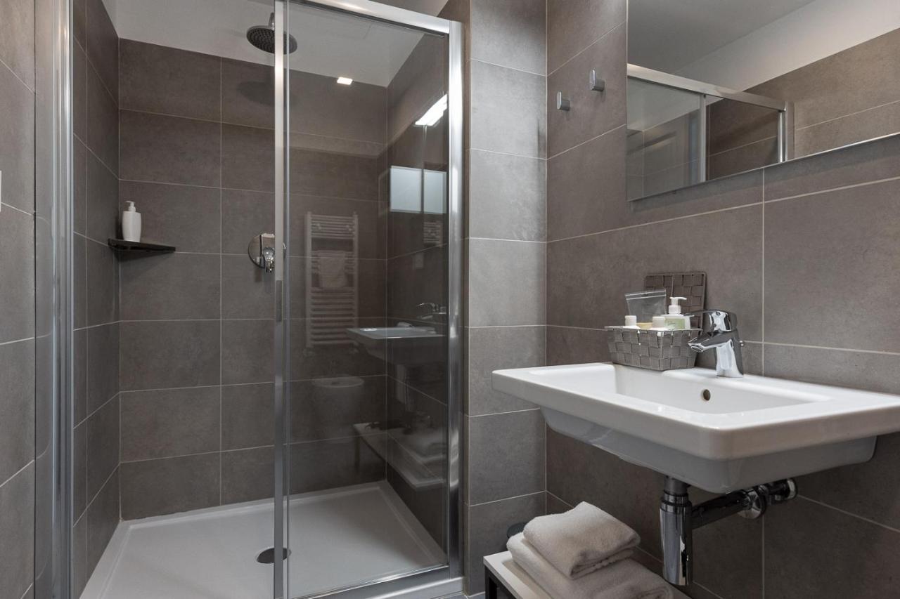 Oneweek Gaeta Suites And Apartments Eksteriør billede