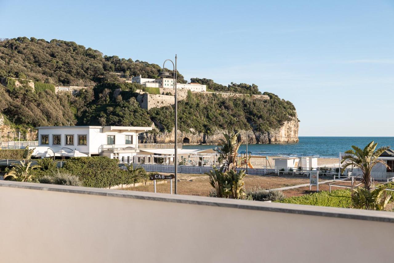 Oneweek Gaeta Suites And Apartments Eksteriør billede