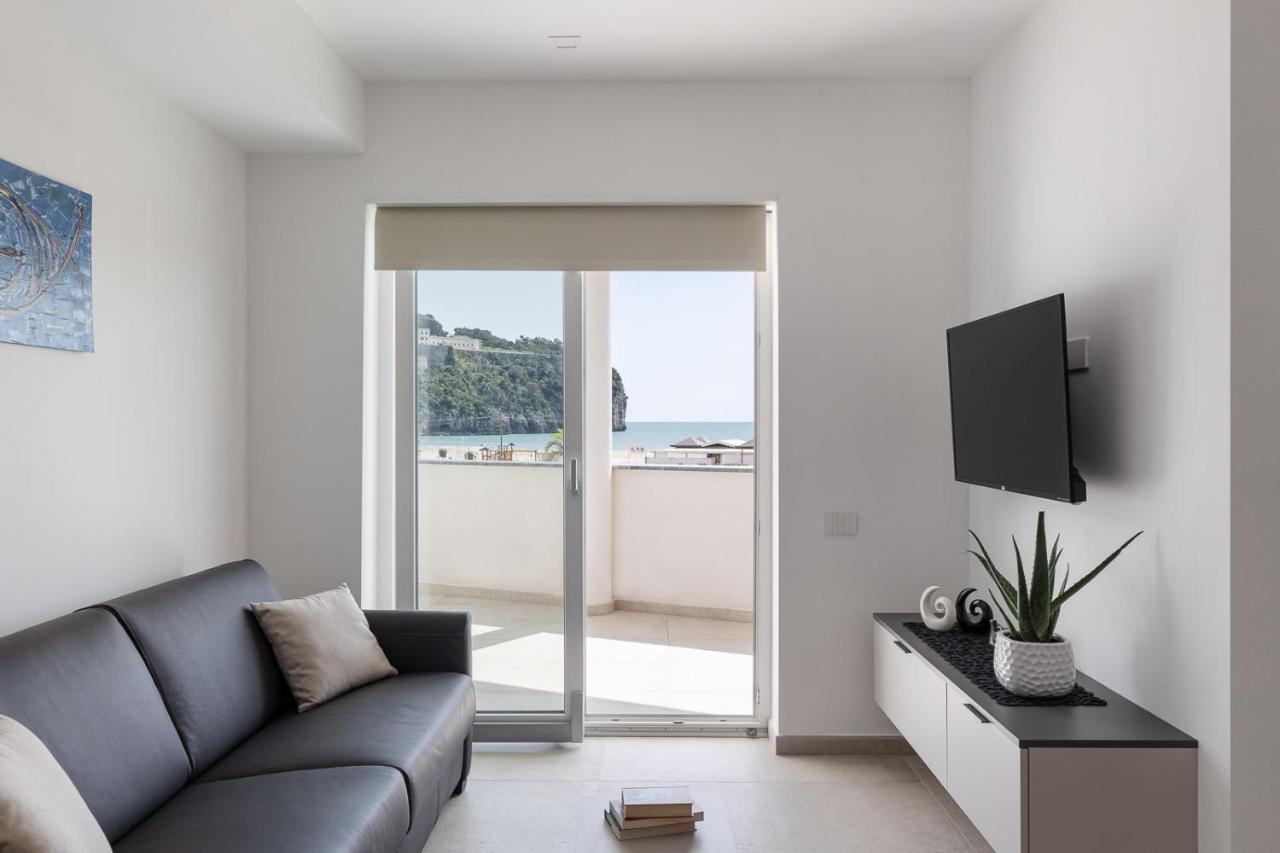 Oneweek Gaeta Suites And Apartments Eksteriør billede
